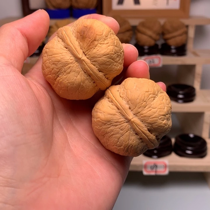 文玩核桃把件05金蟒萌萌包40尺