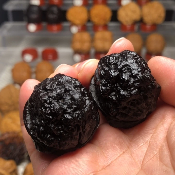 把件文玩核桃7血舍利