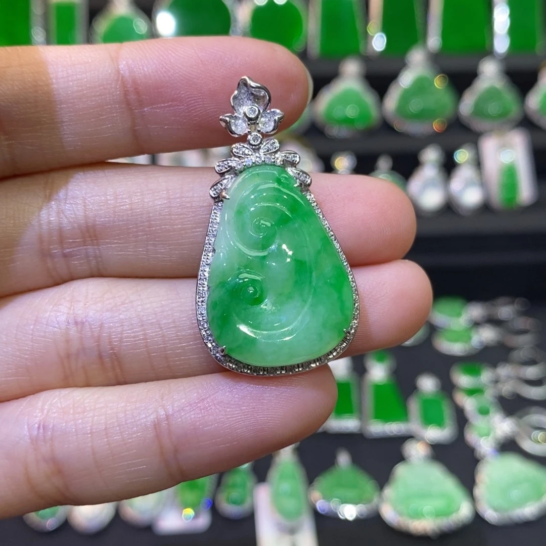 翡翠18K金镶嵌吊坠(不含链)