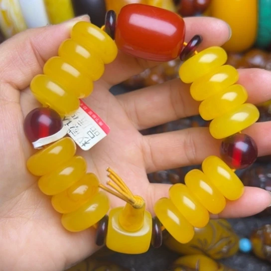 琥珀未镶嵌手链蜜蜡