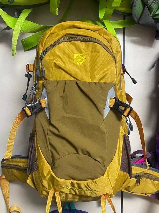 新款30L悬浮背负多功能登山包