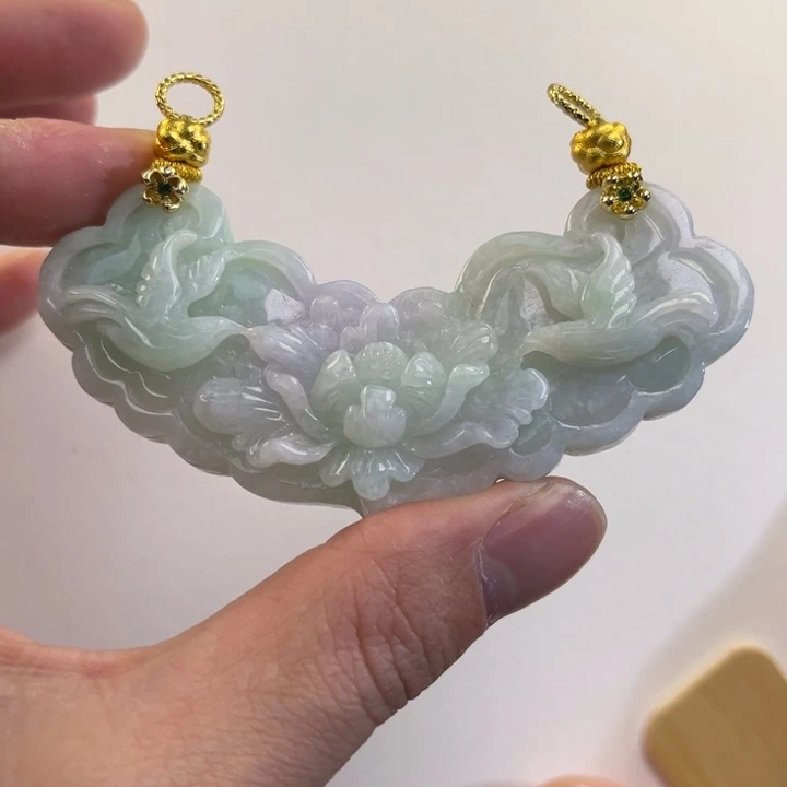 翡翠吊坠(赠链)未镶嵌代编织