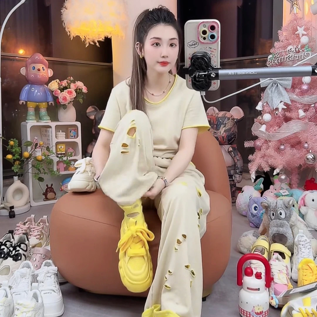 【晨夕潮牌】设计感2025新款时尚破洞百搭套装两件套装女