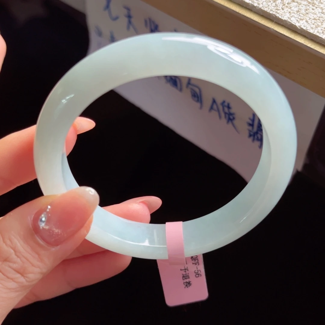 翡翠未镶嵌手镯手镯