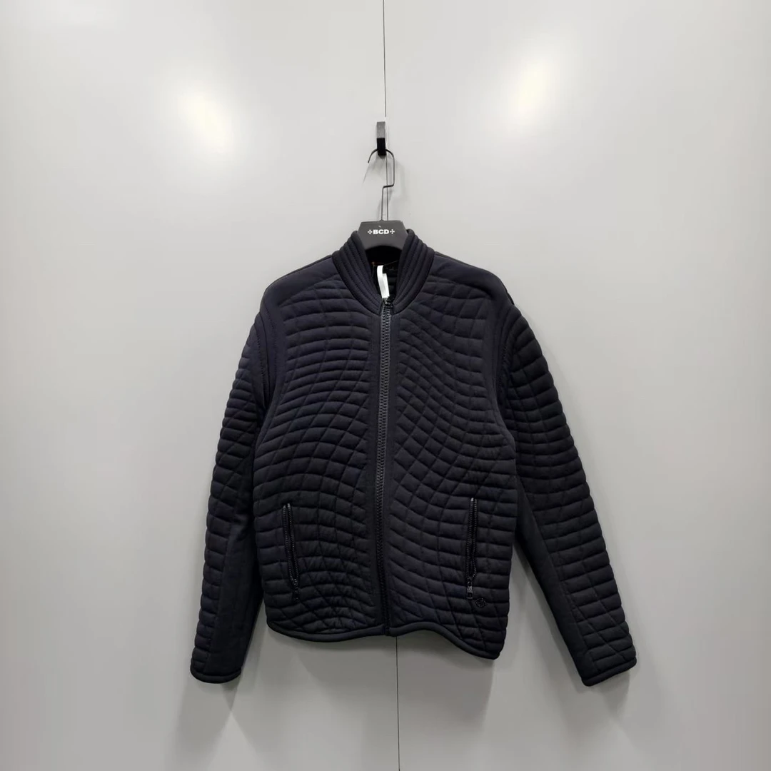 95新 LouisVuitton/路易威登 q215 不规则夹克 XL码/bc008596