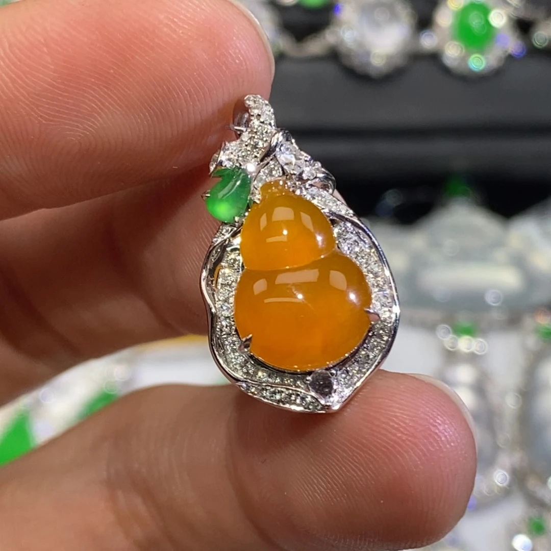 吊坠(不含链)18K金镶嵌翡翠冰黄葫芦