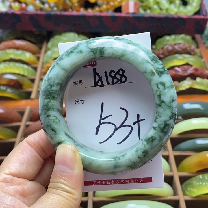 透闪石-蛇纹石玉未镶嵌手镯