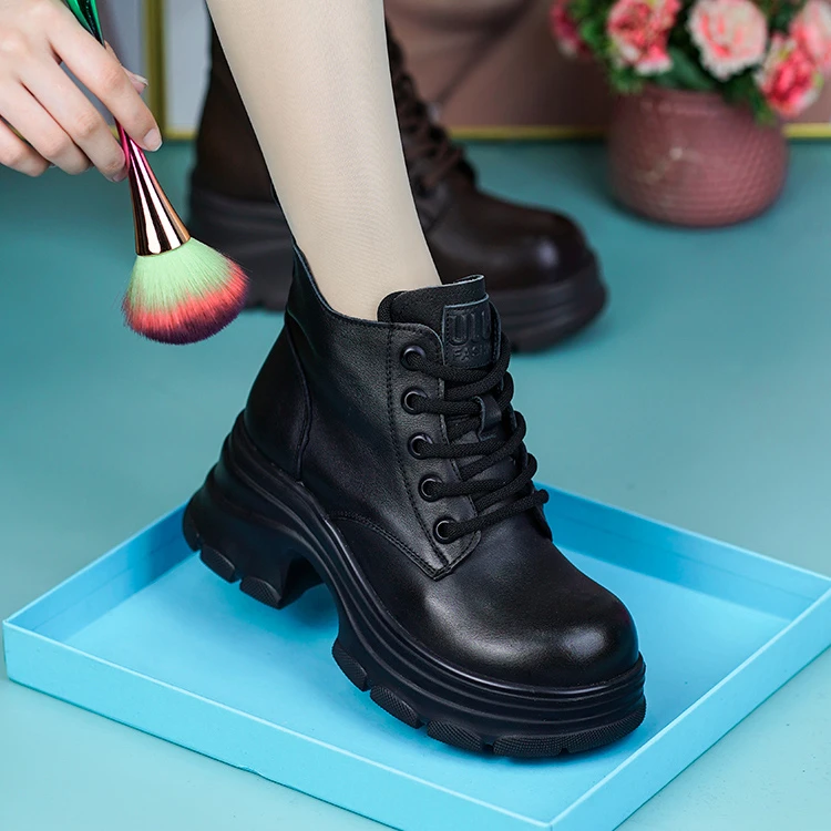 50317秋季新款真皮英伦风短靴头层牛皮圆头厚底小个子增高马丁靴