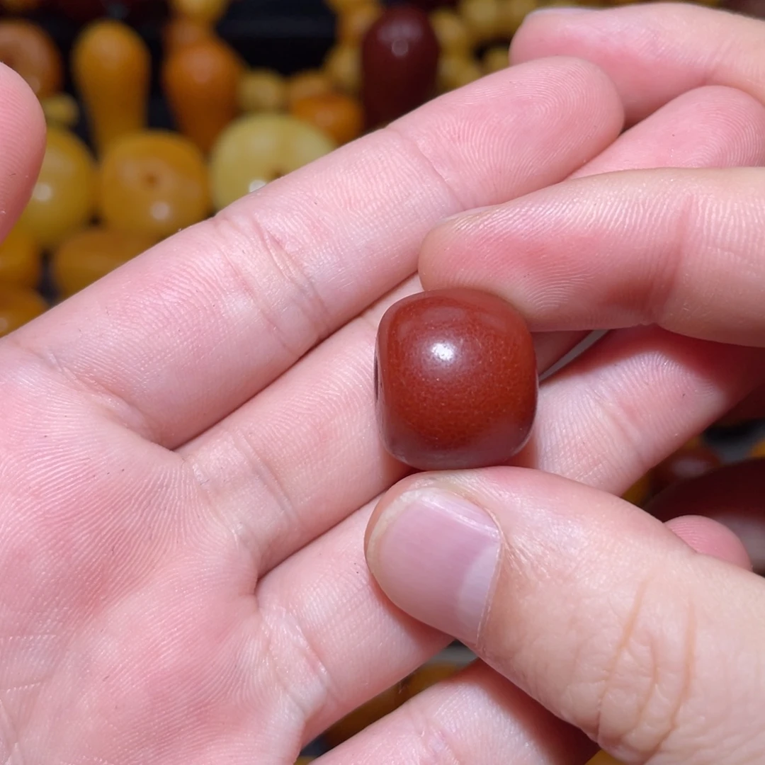 A***y琥珀未镶嵌裸石墩子