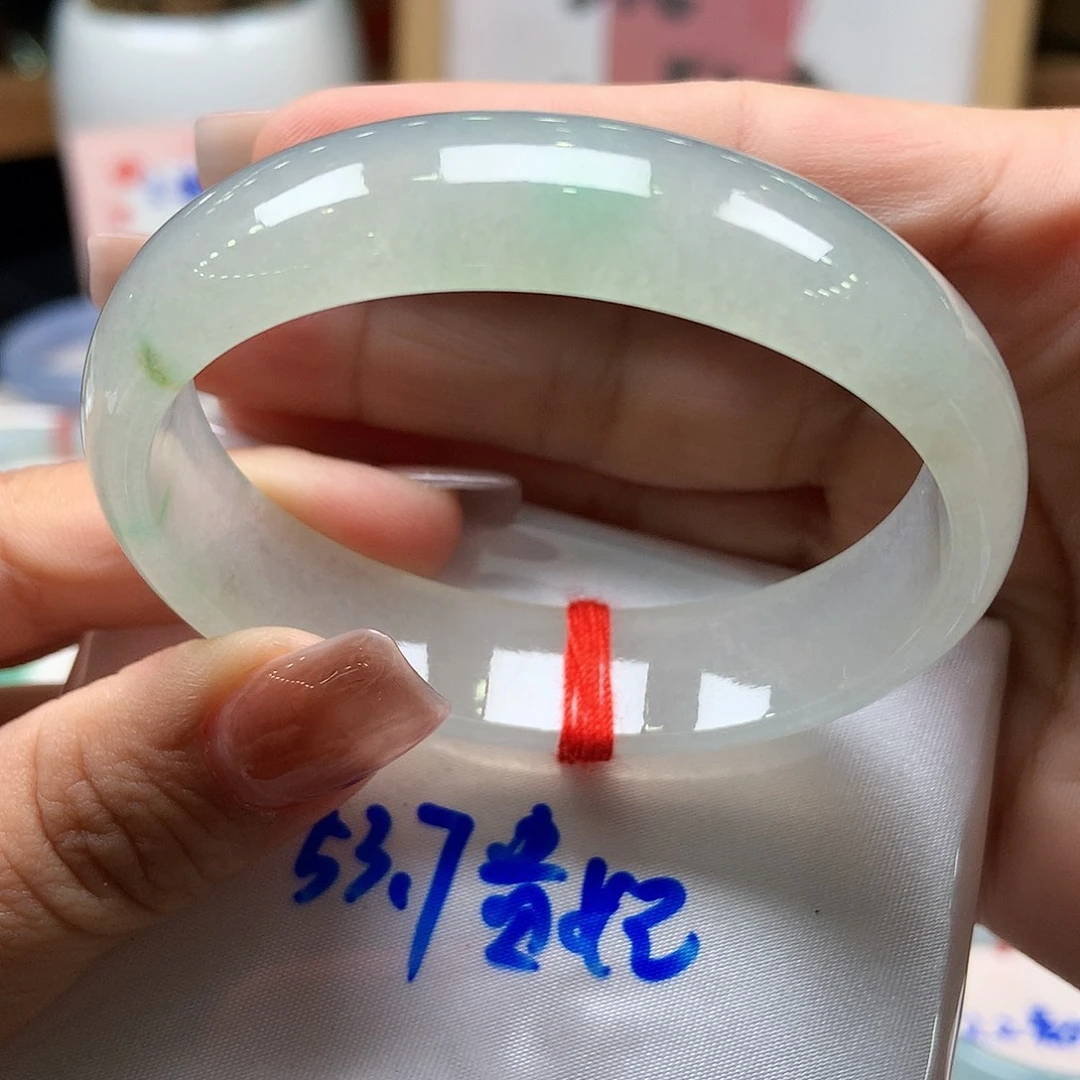 翡翠未镶嵌手镯117号贵妃