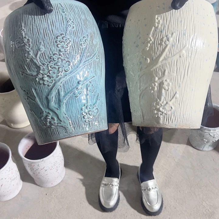 高度26厘米口20厘米