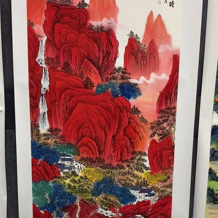 手绘作品等多种形式进行