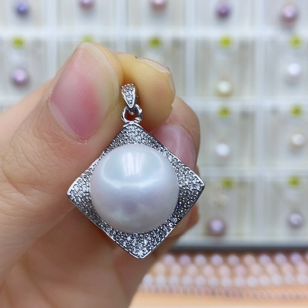 合金吊坠(赠链)淡水珍珠