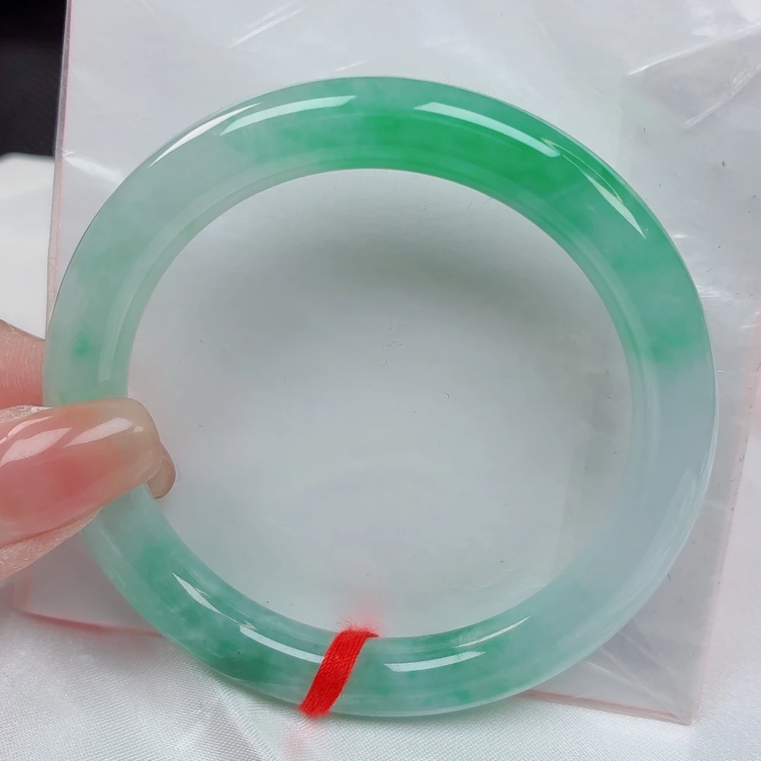 翡翠手镯未镶嵌53+