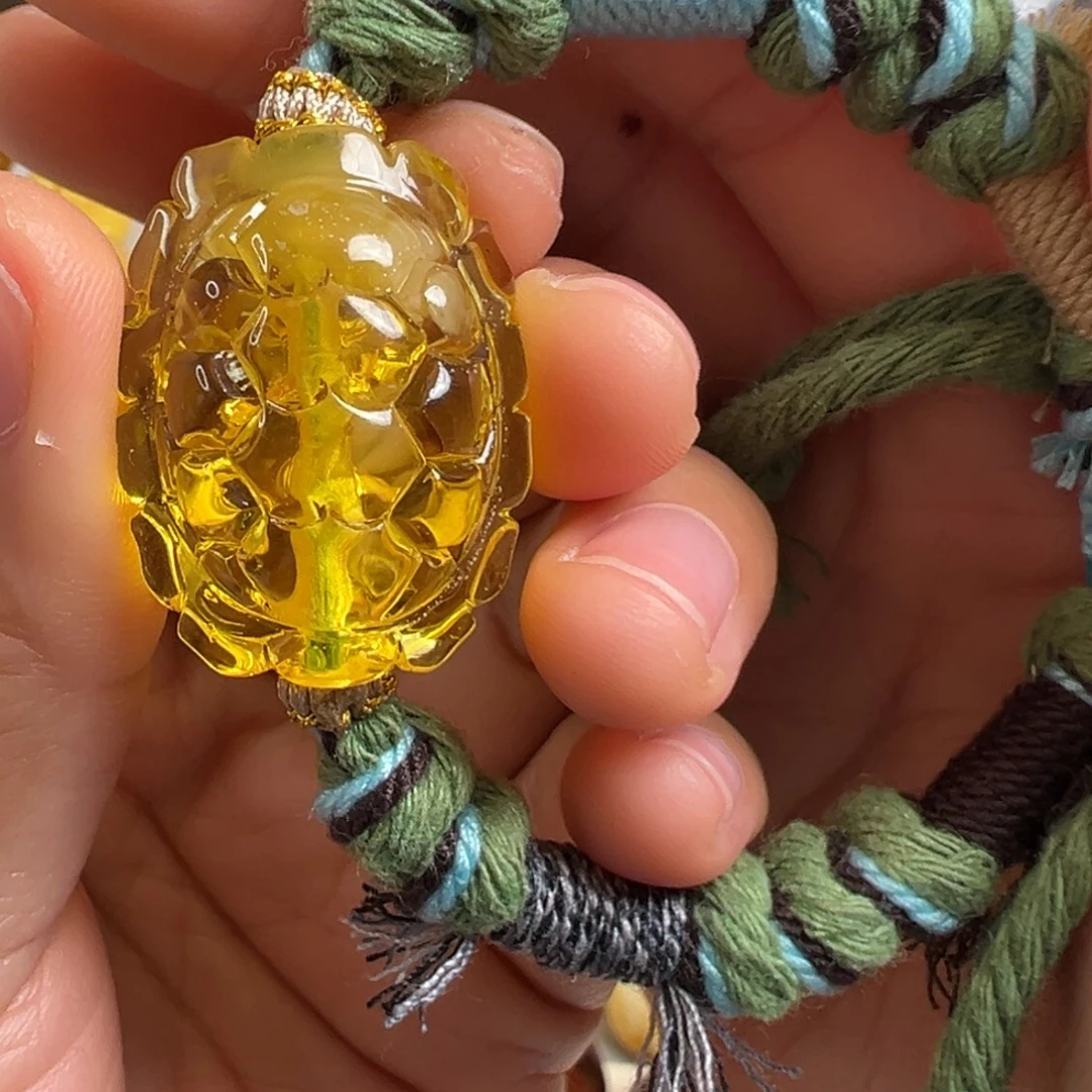 琥珀未镶嵌裸石琥珀