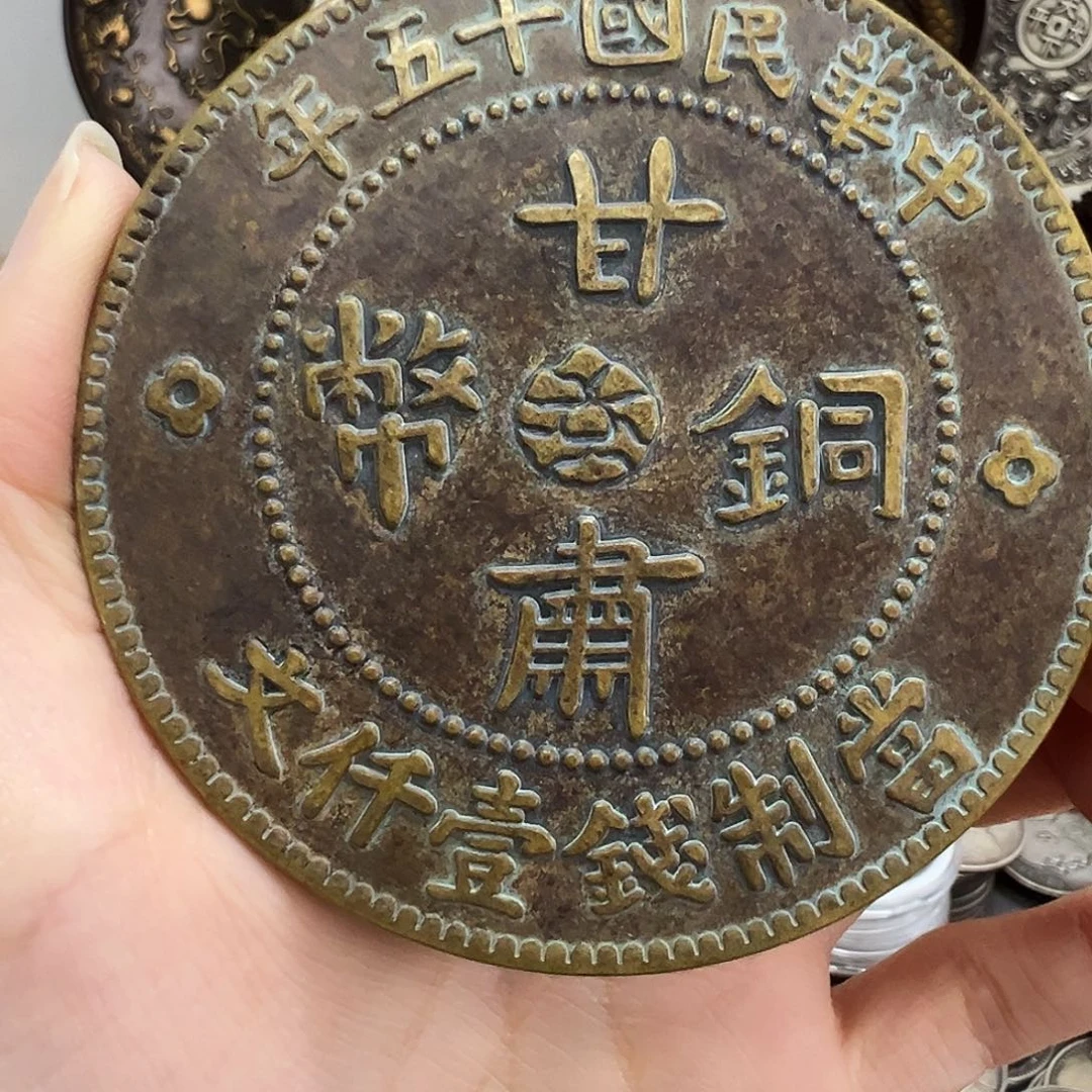 金属复古风格摆件