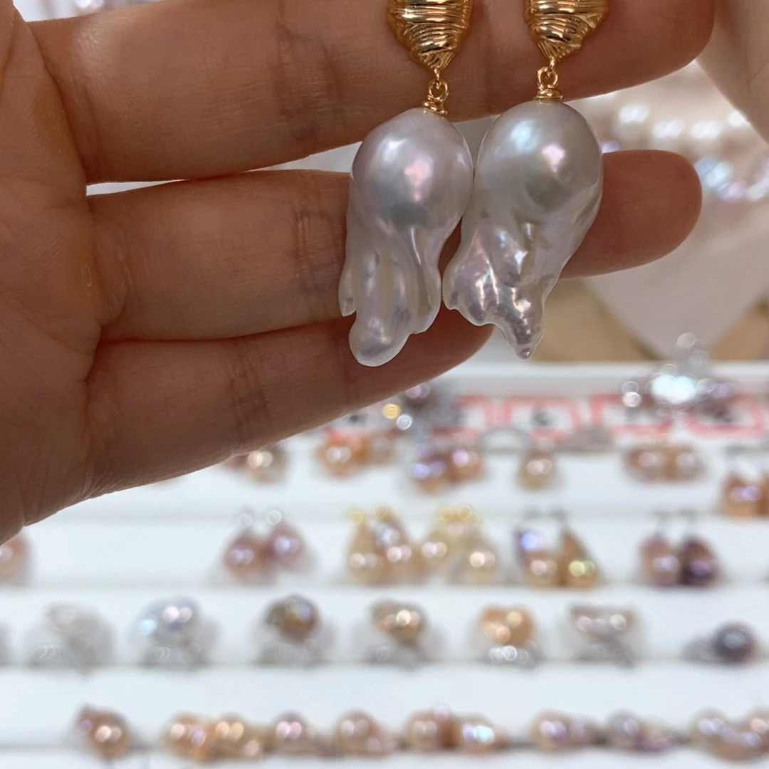 银S925镶嵌淡水珍珠耳饰