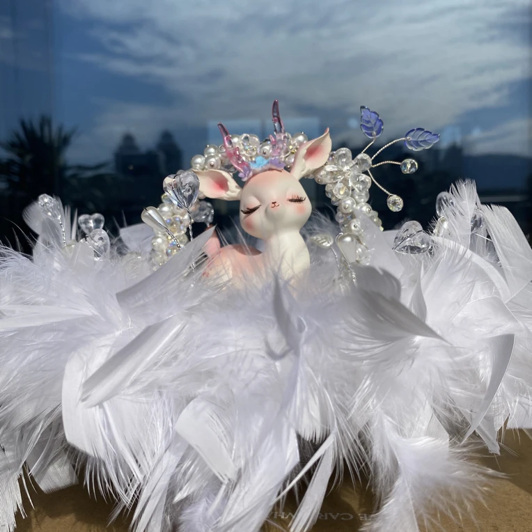 用品摆件鹿中控台车上香水女神网红爆款高档车载女生装饰品