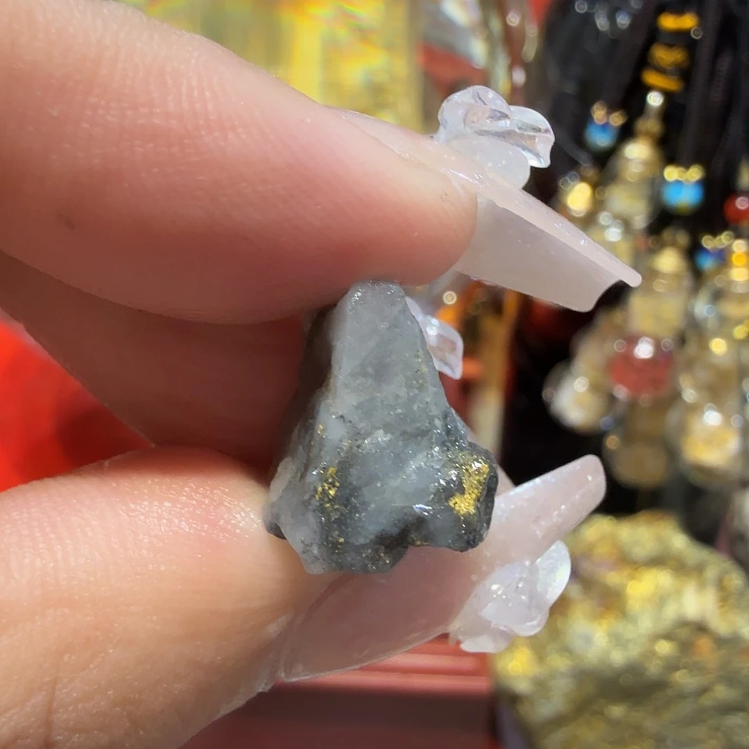 聚金阁天然明金矿标