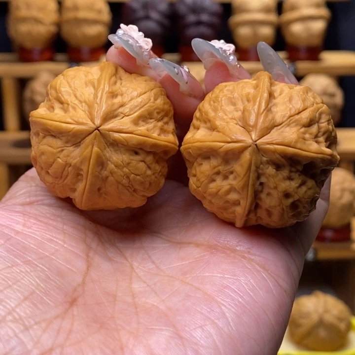绝***子文玩核桃把件寿桃四棱3号37尺精品