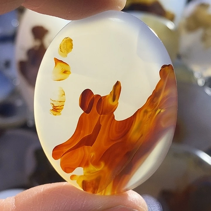 未镶嵌颈饰玛瑙/玉髓