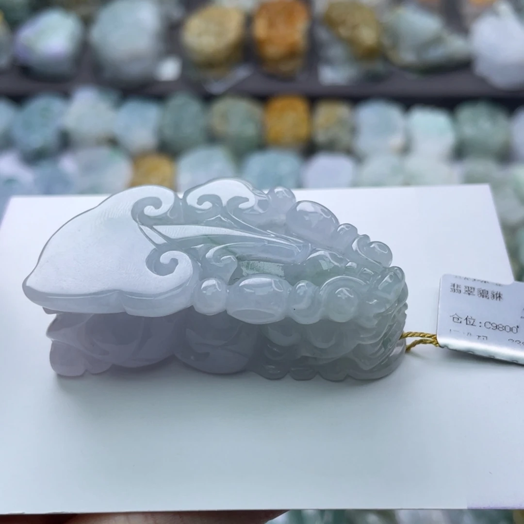 翡翠颈饰未镶嵌貔貅