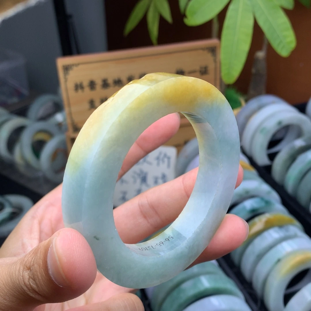 未镶嵌手镯定制翡翠定制手镯