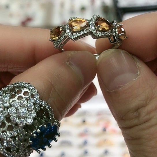 银S925镶嵌黄晶戒指