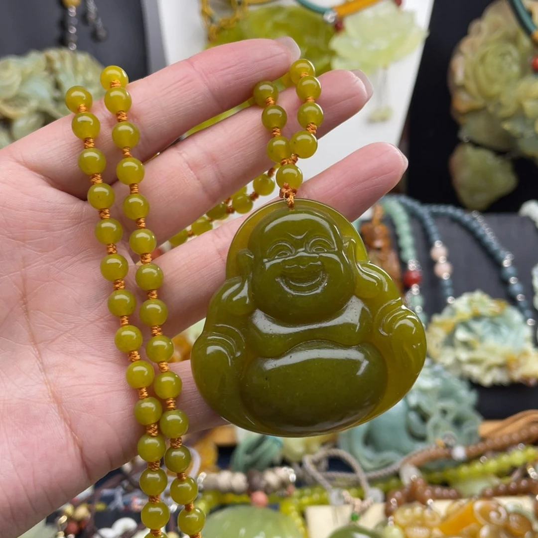 蛇纹石玉未镶嵌颈饰