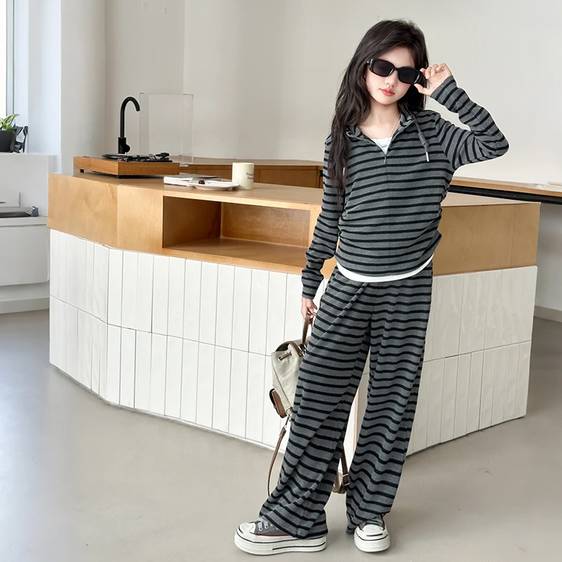 女童秋装休闲套装2025新款儿童洋气韩系大童条纹卫衣阔腿裤两件套