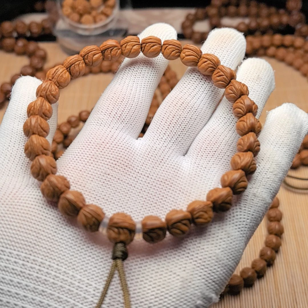 吊坠桃核精品小龙纹手持