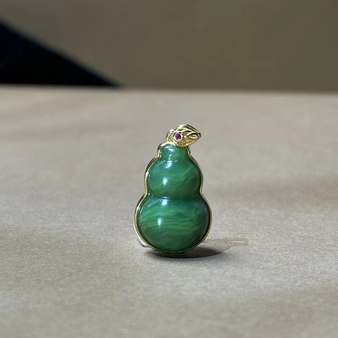 QC银镶嵌碧玉葫芦吊坠赠链