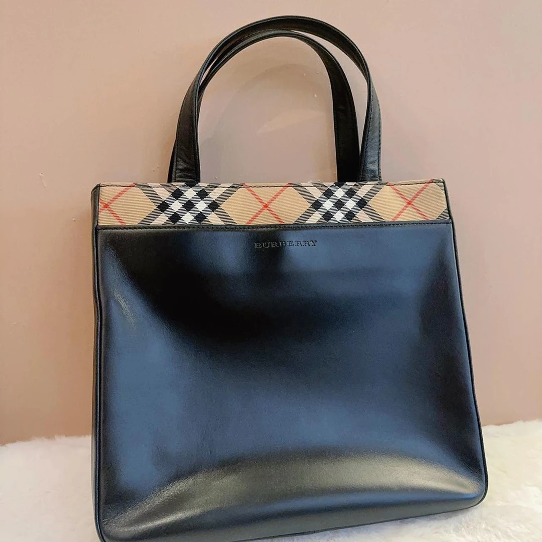 95新 BURBERRY/博柏利 大吉中古/Burberry黑色手提包