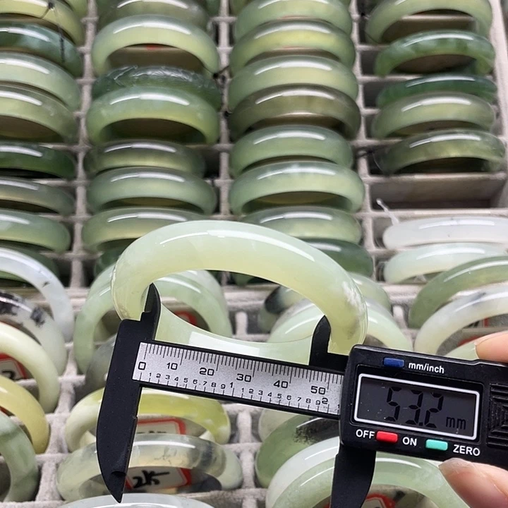 未镶嵌蛇纹石玉手镯239