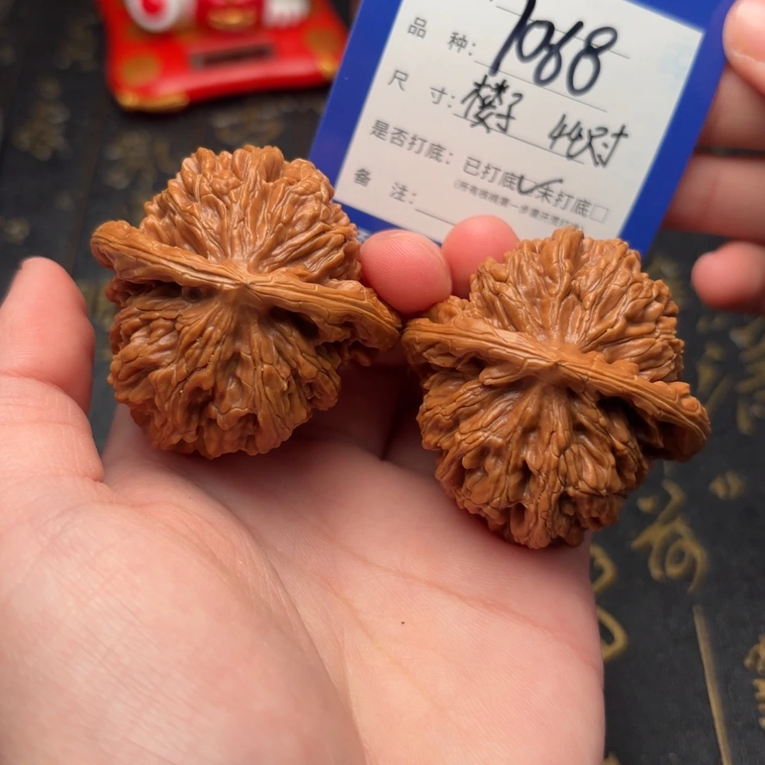 文玩核桃吊坠楼王