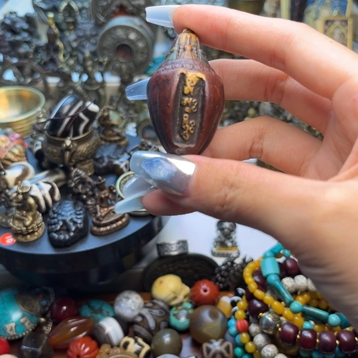 后****泥塑闪价漏价一件