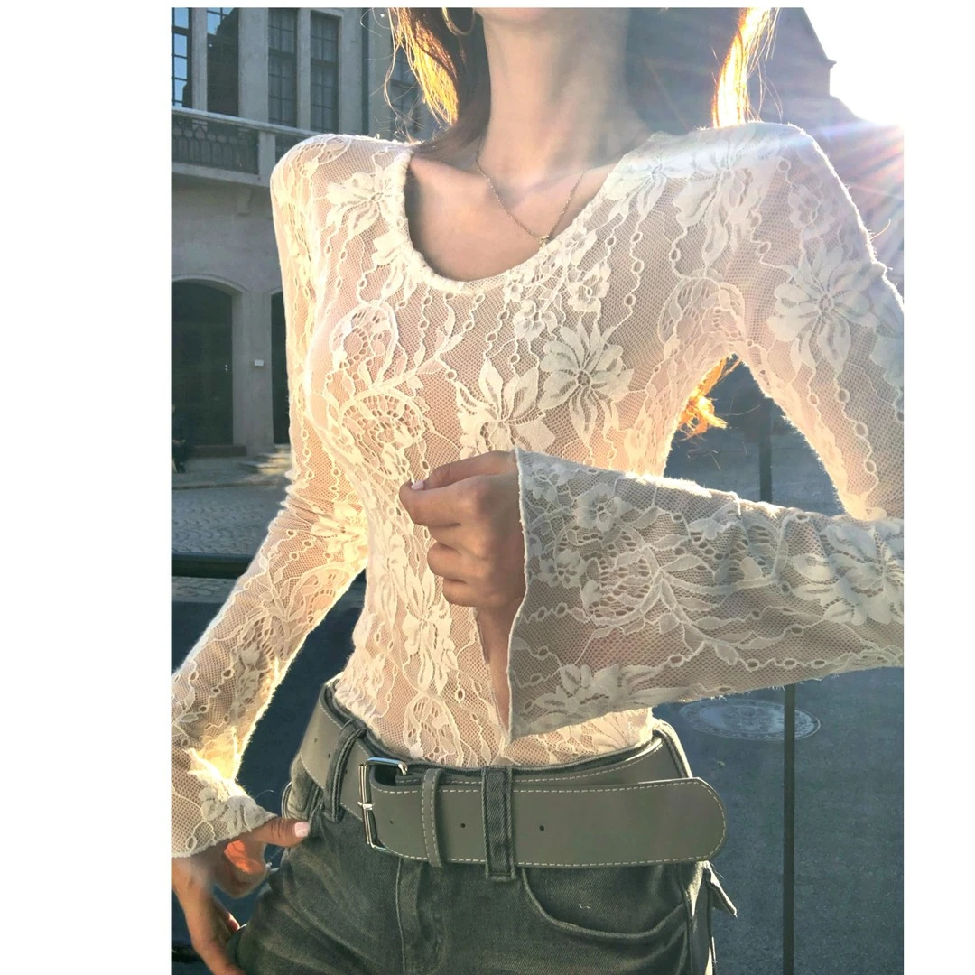 涵安娜【自发热蕾丝】内里磨毛带弹性双层浮雕蕾丝上衣LWJ25D4T3