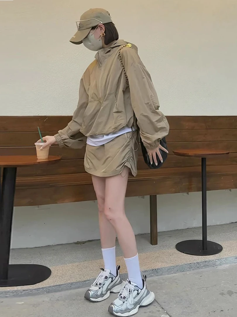 网红炸街套装女夏季休闲连帽防晒外套半身裙韩剧穿搭小香风两件套