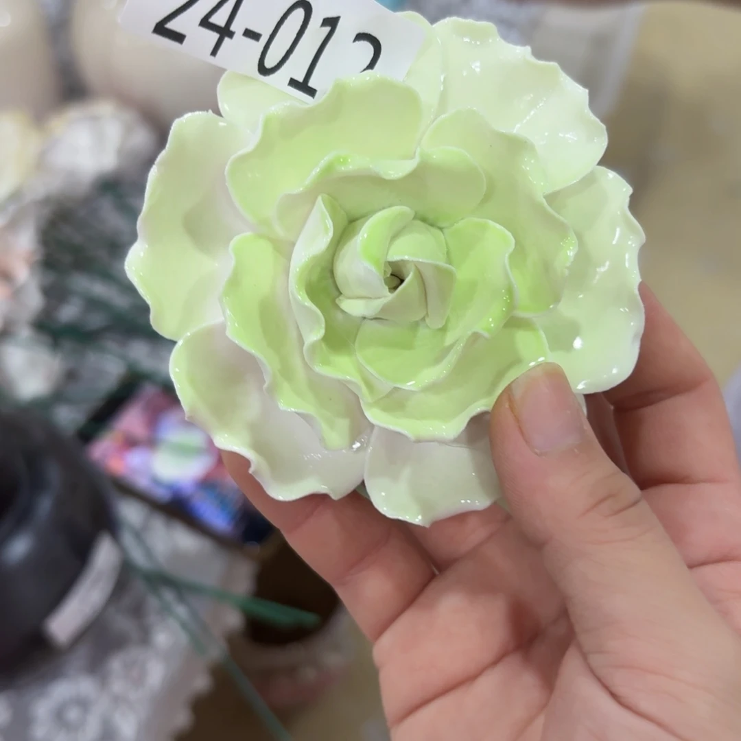 2412 爱退款的拉黑满20元发货
