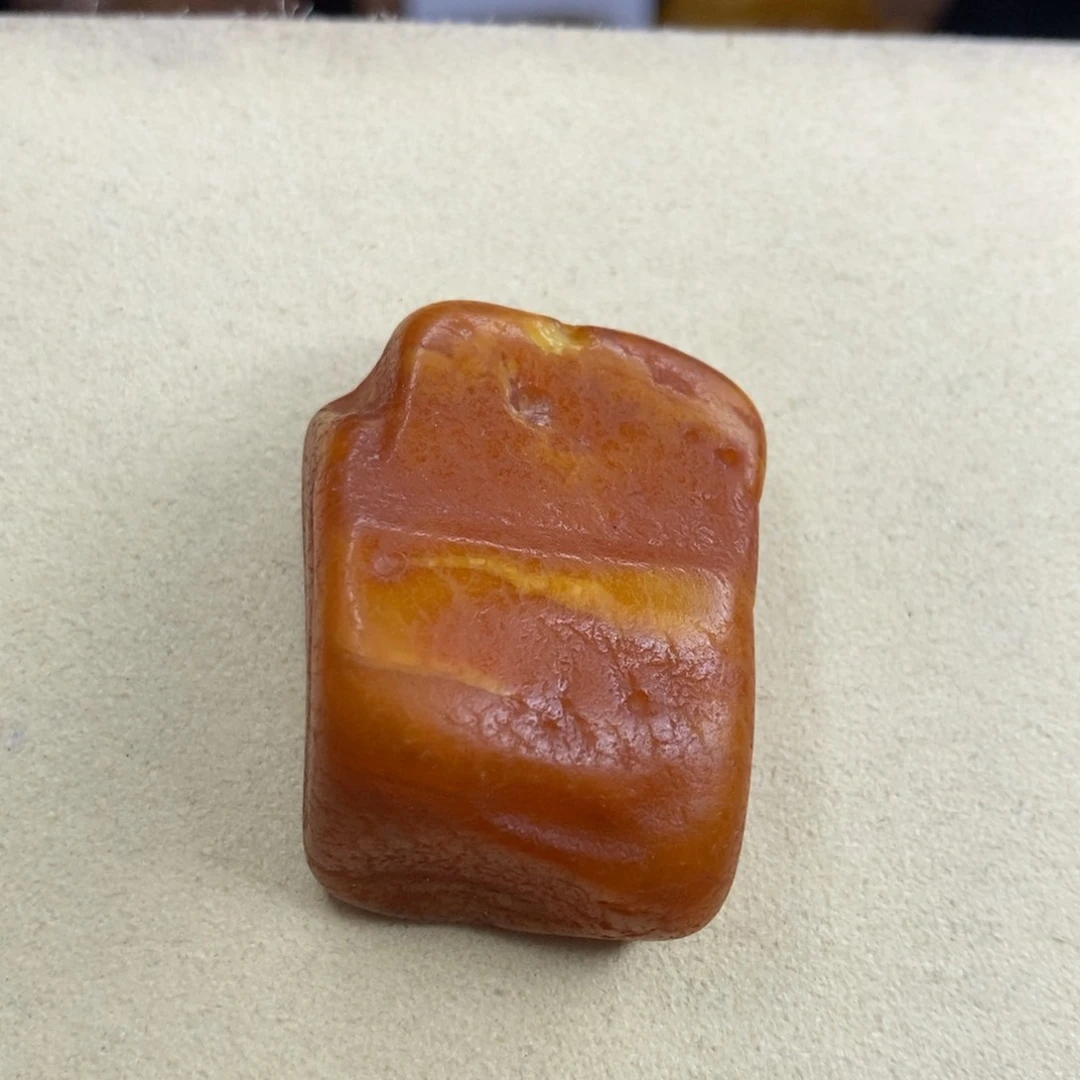 未镶嵌定制琥珀梨