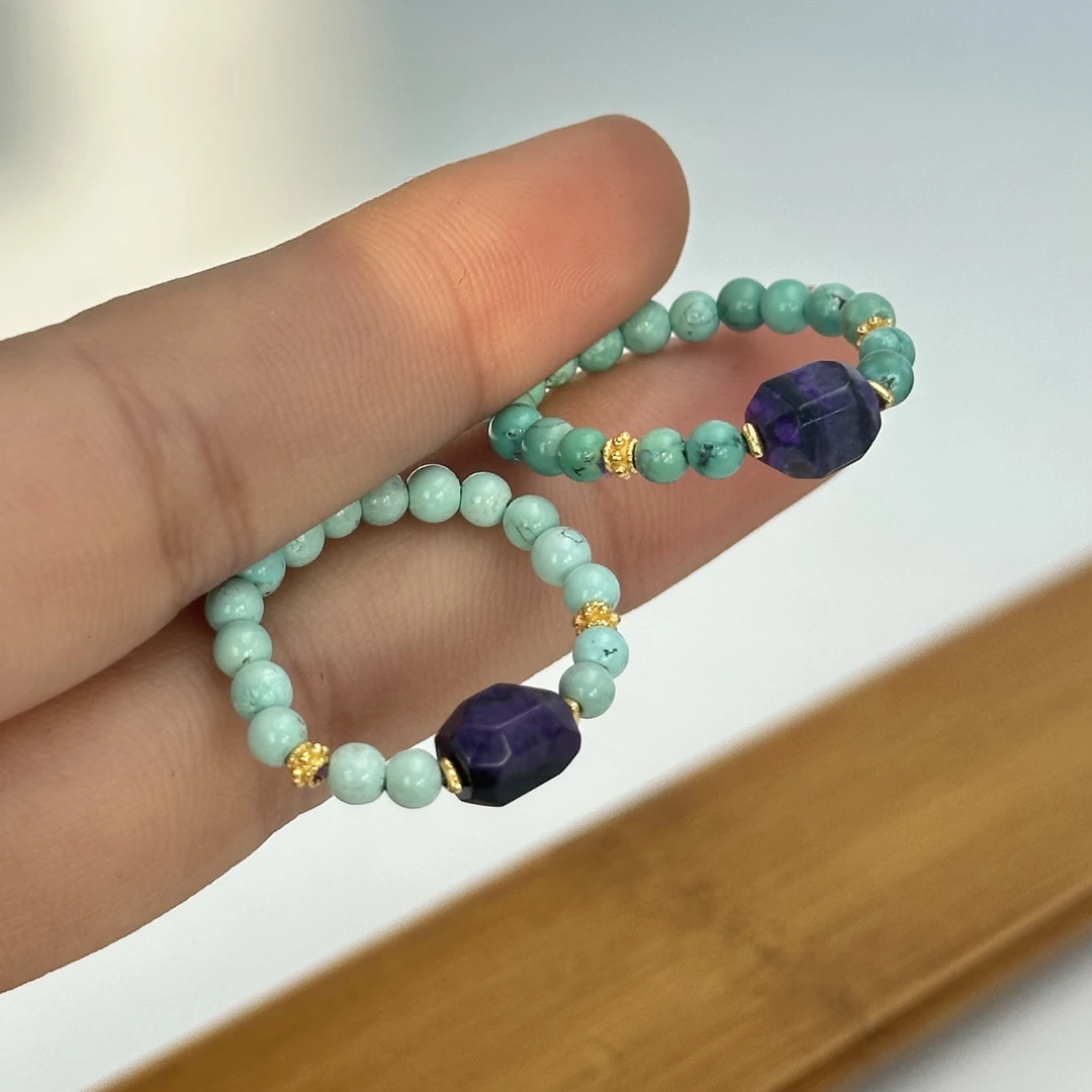 ZZ21  18K金（绿松石*舒俱来）戒指（多样性发其一）