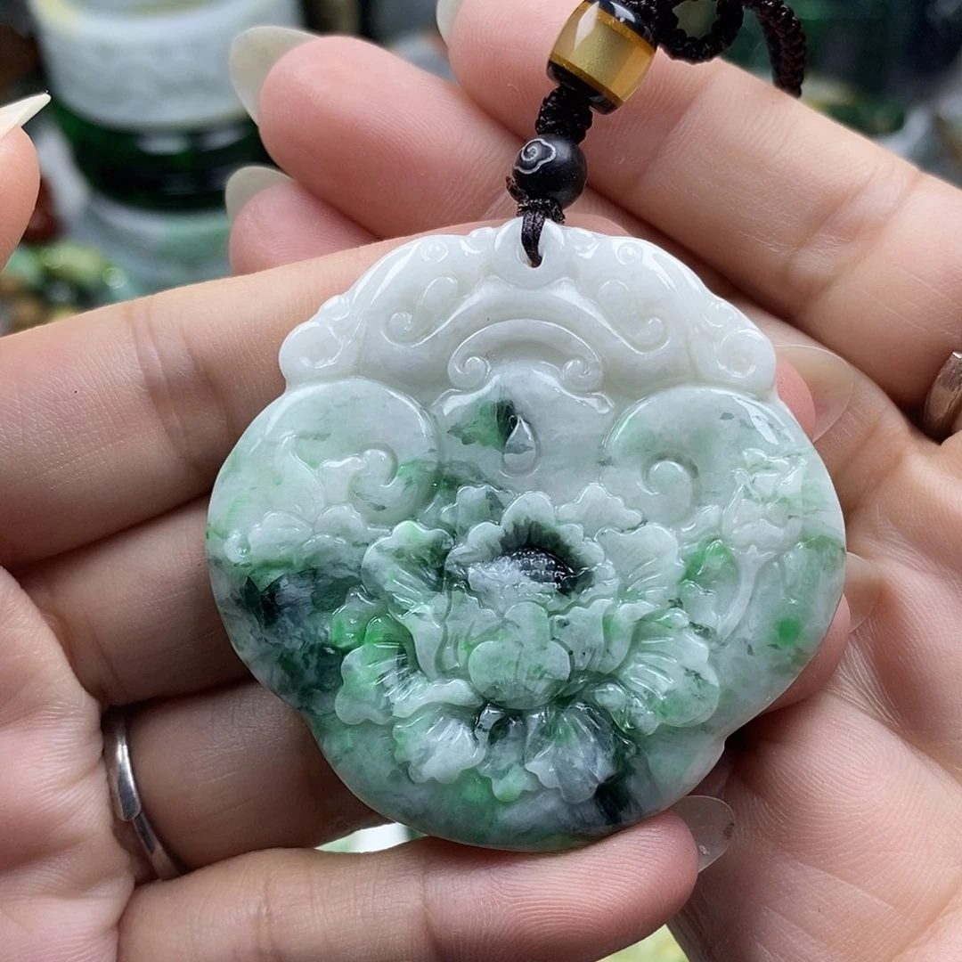 颈饰未镶嵌翡翠牌子