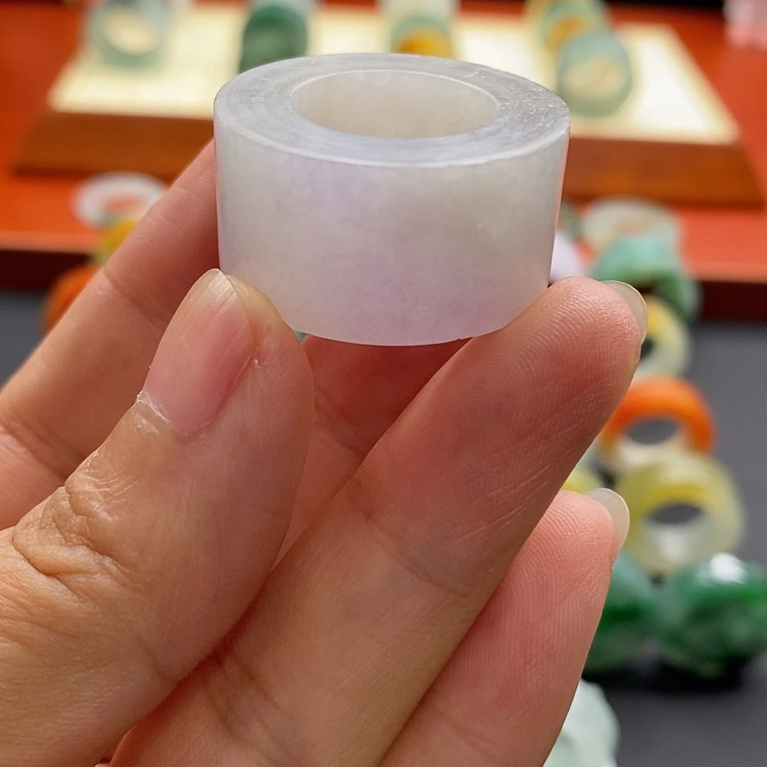 未镶嵌定制翡翠翡翠