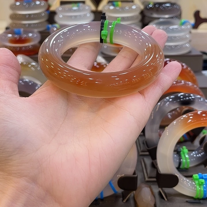 玛瑙/玉髓未镶嵌手镯22