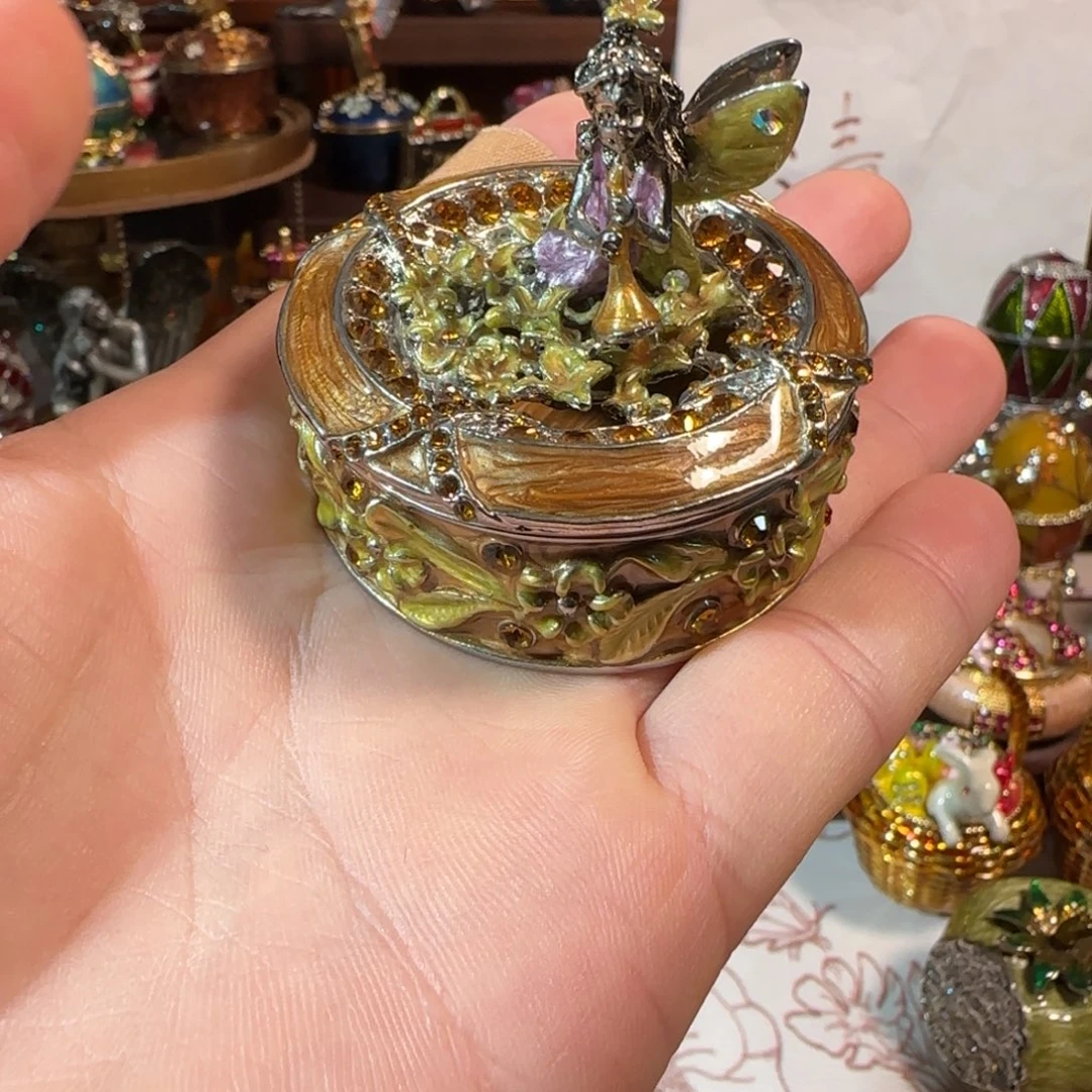 手工制品请勿吹毛求疵