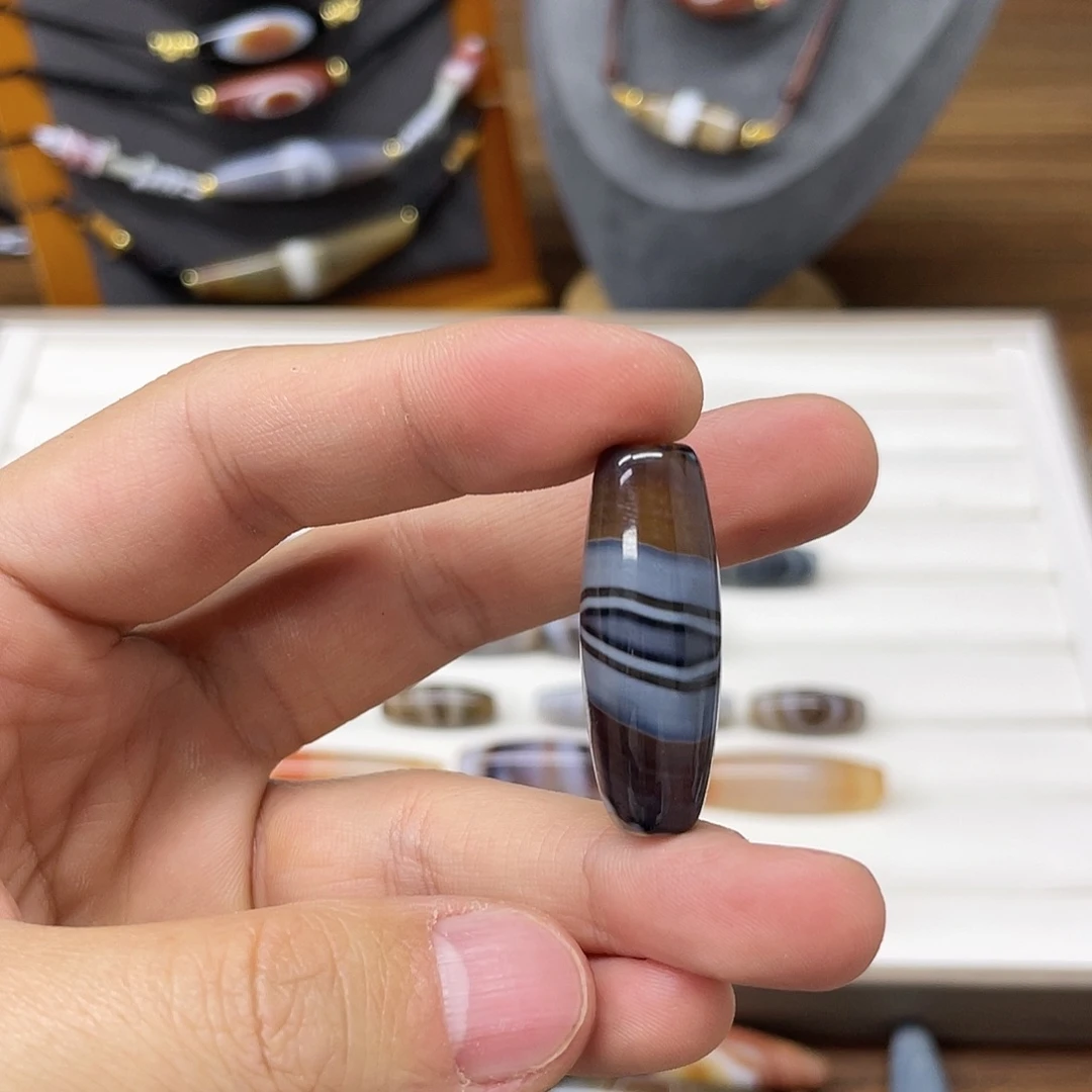 鸿***7玛瑙/玉髓合金颈饰