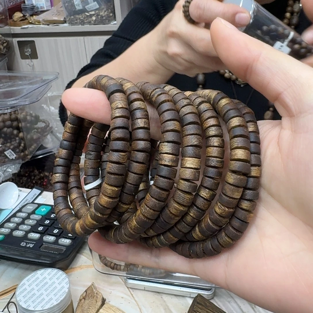 沉香碎屑沉香张勺子算盘珠单圈 7m 多样性发一