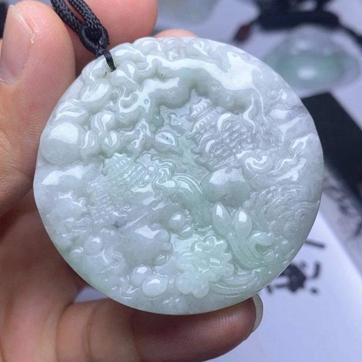 翡翠未镶嵌颈饰翡翠