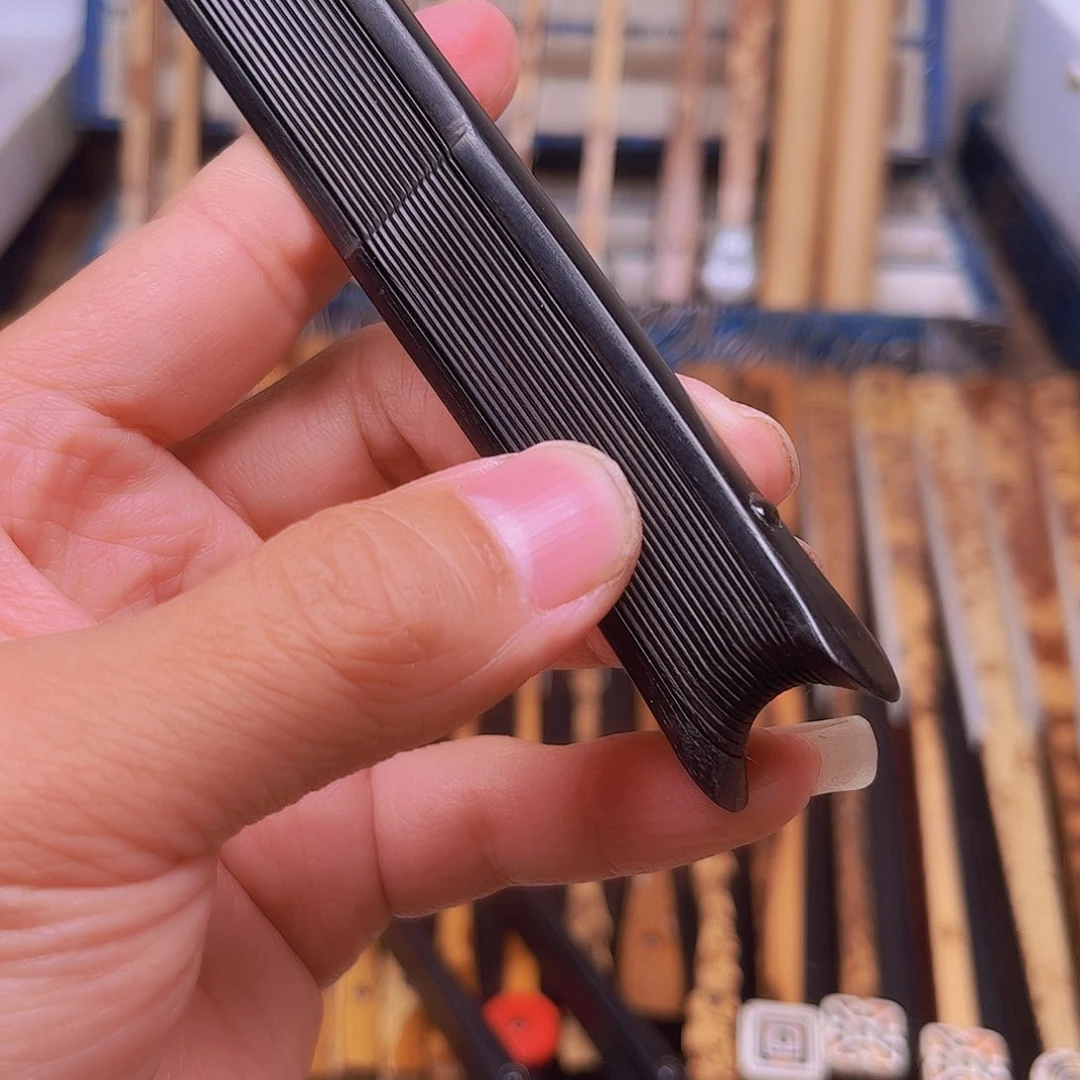 扇子清***抱这么多年我们也许