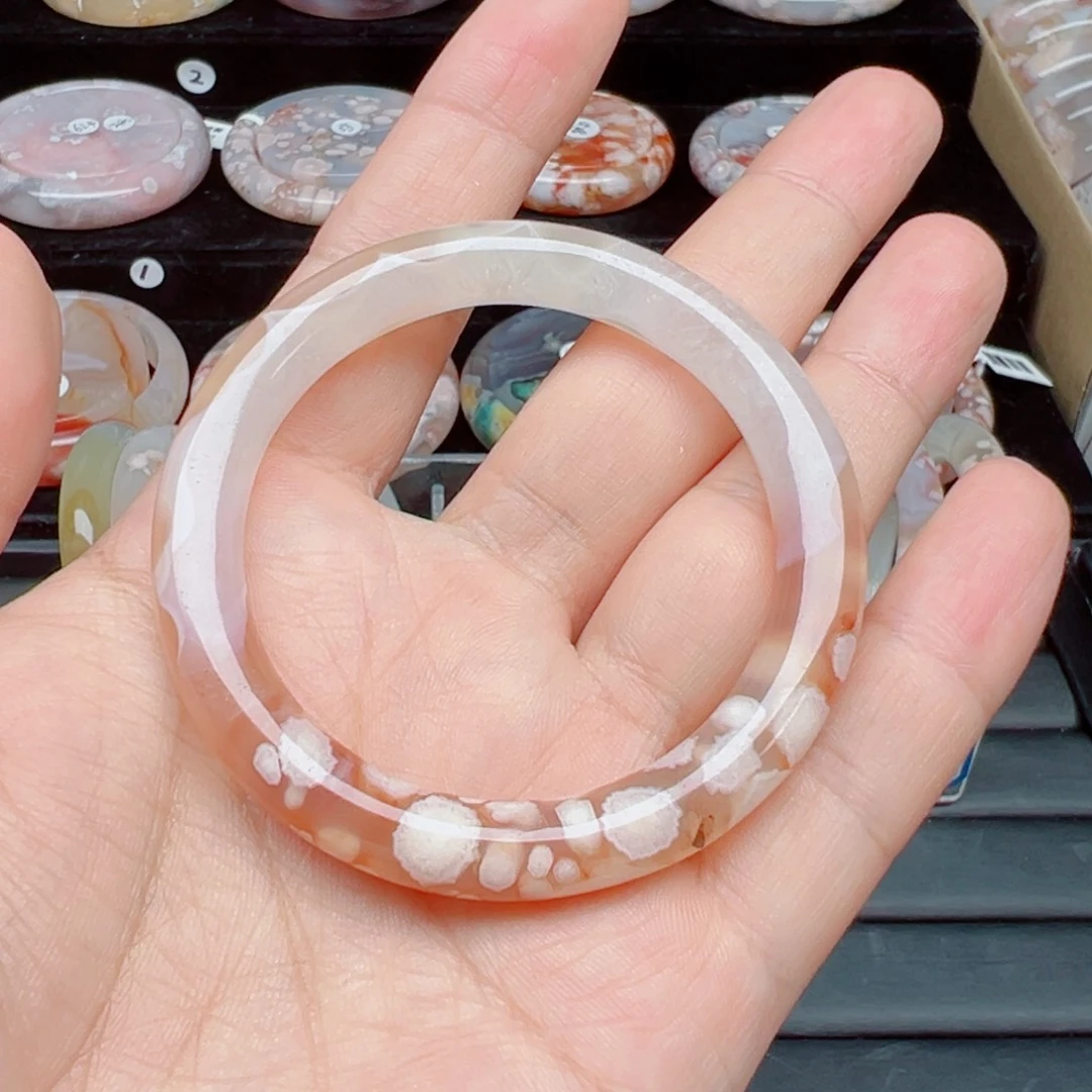 手镯玛瑙/玉髓未镶嵌54